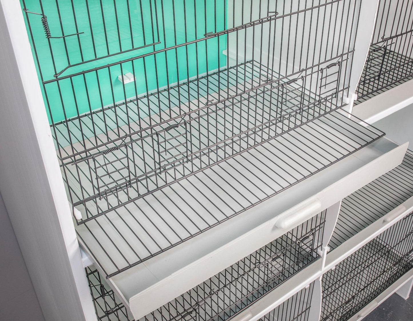 Double Breeding Cage 100cm White comes with all accessories & Free Postage