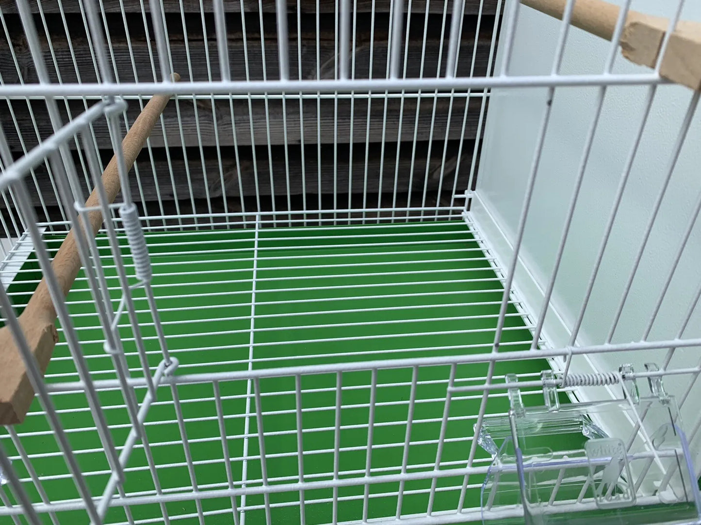 90cm White Metal Double Breeder Bird Cage with Green Metal Tray 4 Feeders & 4 Perches Size 90cm x 35cm x 42cm.