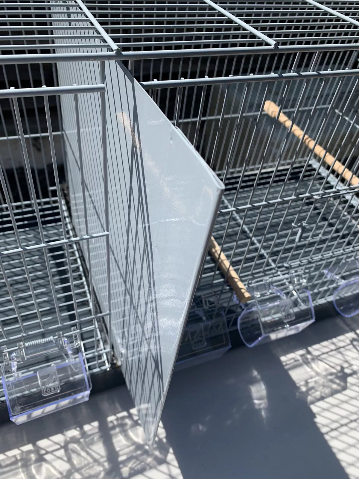 110cm Light Grey Metal Double Breeder Bird with a Black Metal Bottom pullout Tray Cage size 110 x 35 x 42 (cm’s) 8 Feeders & 4 Wooden Perches