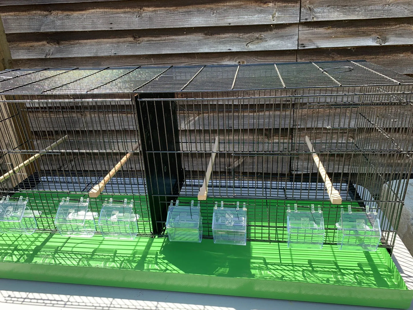 110cm Black Metal Double Breeder Bird Cage with a Green Metal Pullout Bottom Tray 110cm x 35cm x 42cm 8 Feeders & 4 Perches