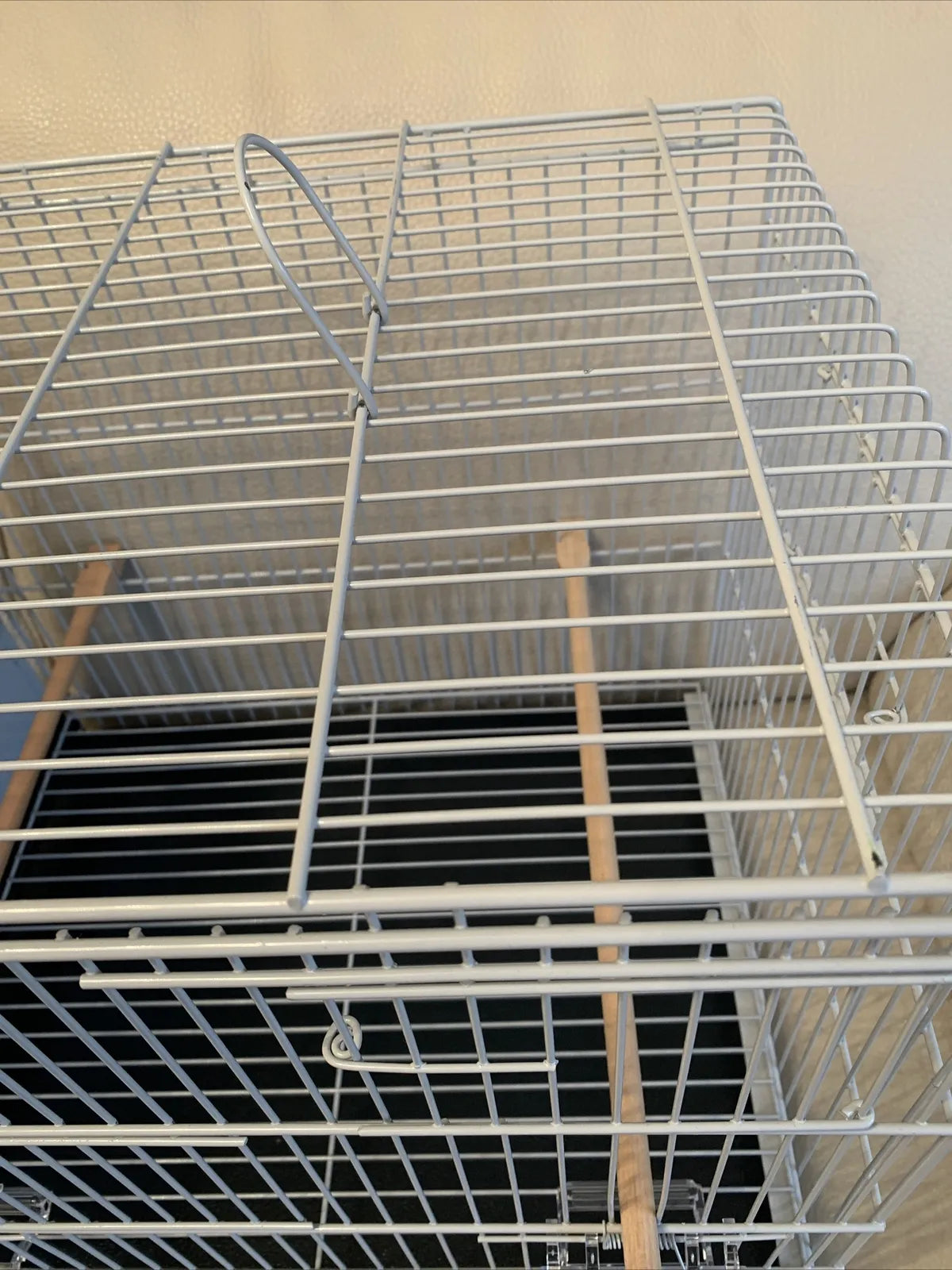 90cm Light Grey Metal Double Breeder Bird Cage with Black Metal Tray includes 4 Feeders & 4 wooden perches Size 110cm x 35cm x 42cm.