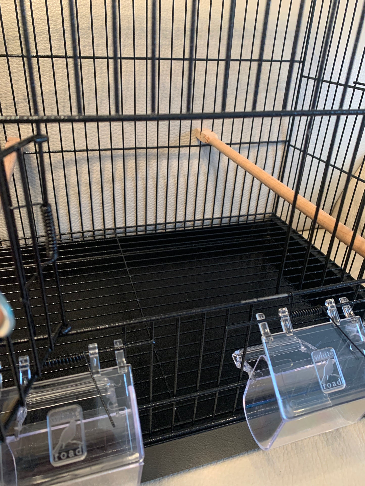 110 cm Black Metal Large Double Breeder Bird Cage with a Black Metal Bottom pullout Tray 8 Feeders & 4 Wooden Perches Size 110cm x 35cm x 42cm